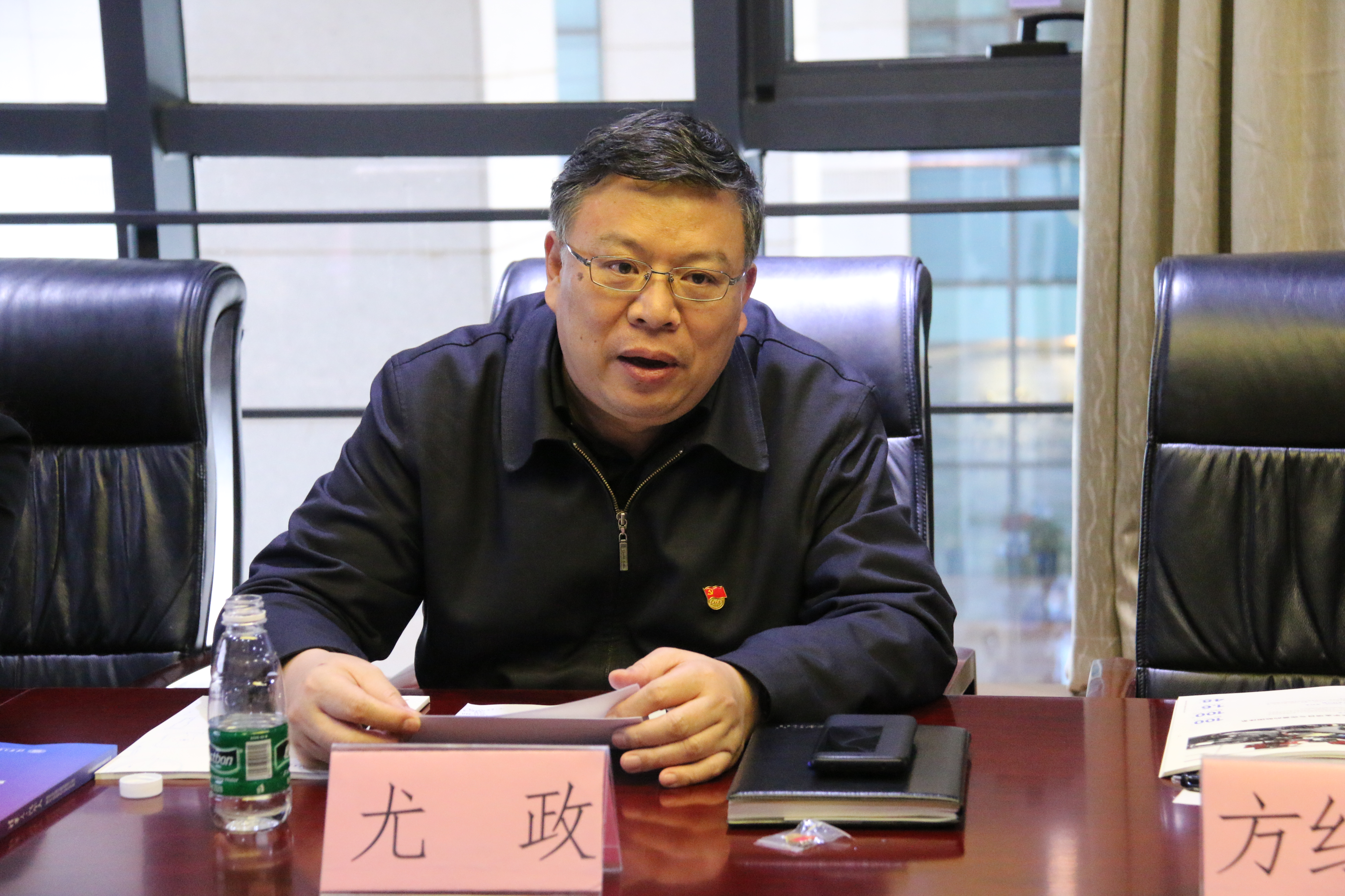 尤政讲话（摄影：张肇甜）.jpg