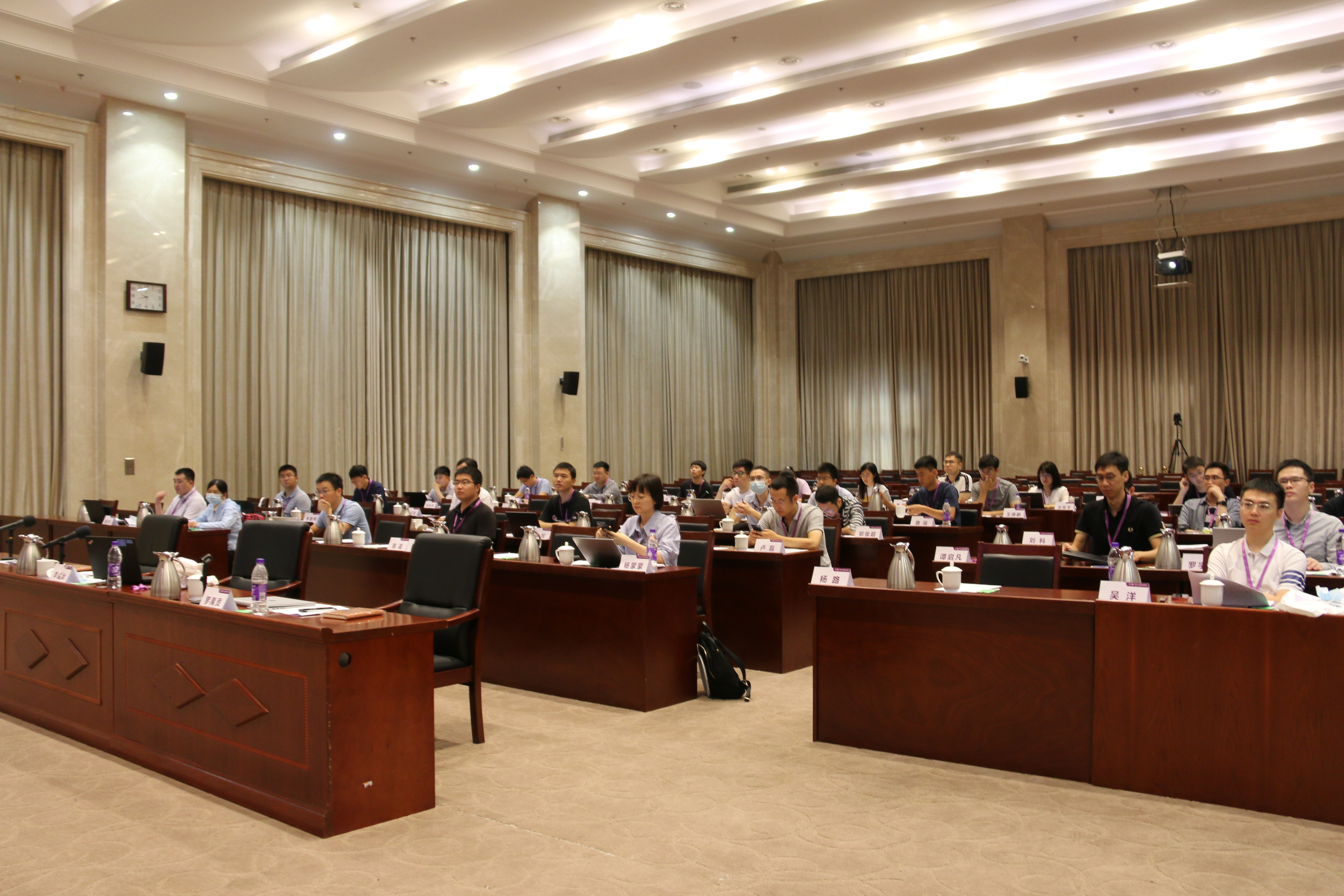 清华大学车辆与运载学院首届博士后交流研讨会顺利召开